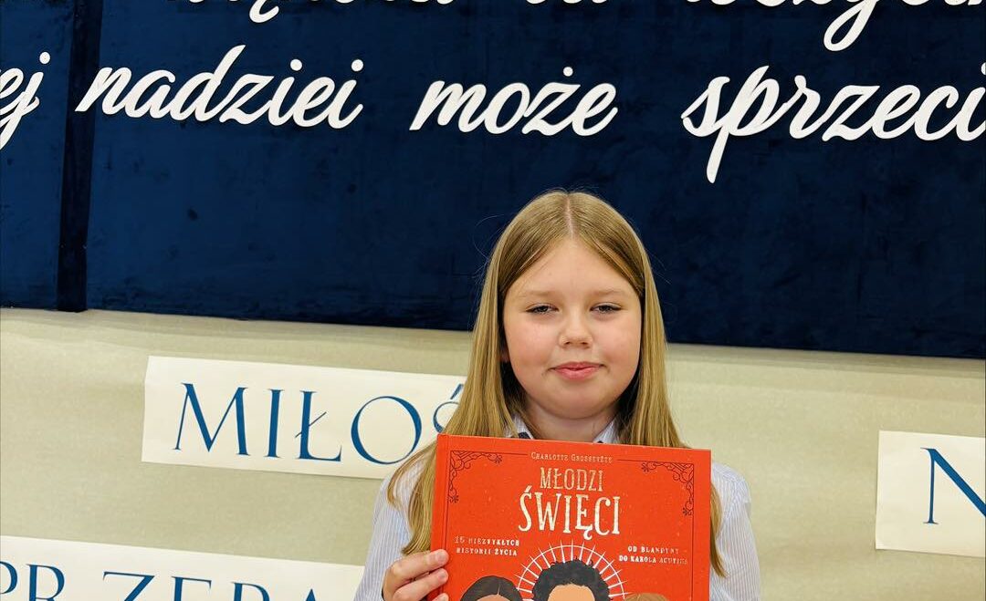 Sukces naszych uczennic w IX Gminnym Konkursie „Ubogaceni – Wdzięczni”